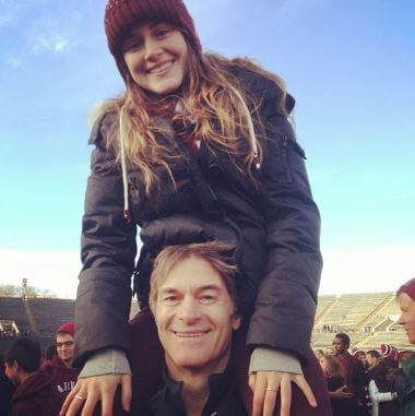 Zoe Yasemin Oz with her father Mehmet Oz.